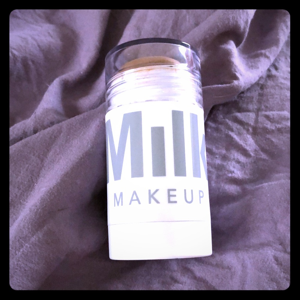 Milk Makeup baked matte bronzer